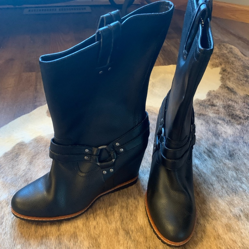 Womens skecher wedge  motorcycle boots